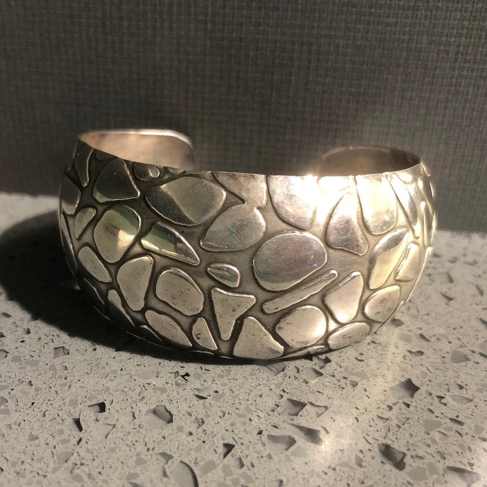 925 Sterling Silver Pebble Pattern Cuff Bracelet Vintage